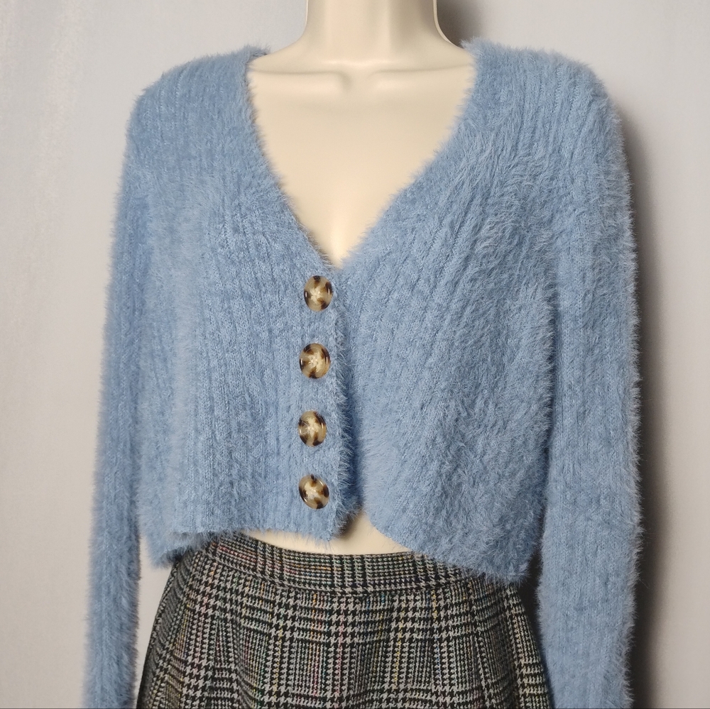 Sky and Sparrow Baby Blue Fuzzy Cardigan – Size L